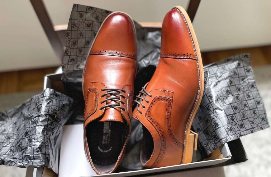 Mastering Dress Shoes: Choosing, Caring for, and Maintaining Your Footwear